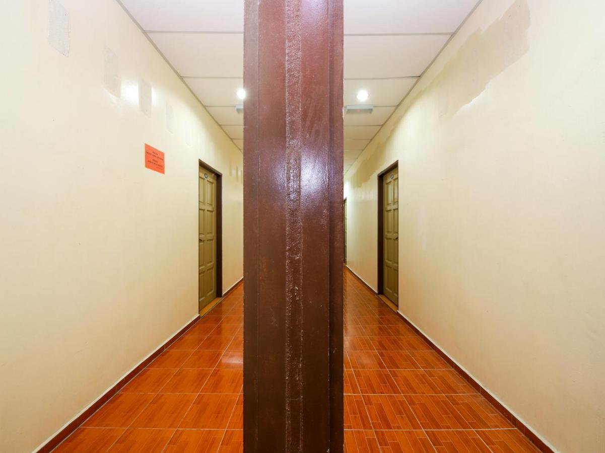 Oyo 89763 Bluewater Hotel Mersing Exterior foto